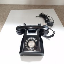Vintage 1940s Black Bakelite