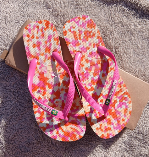 Havaianas flip flop sandals - havaianas,