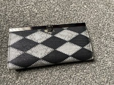 Ladies Black/Silver Diamond Pattern Clasp Purse Approx 19 x 10 cm