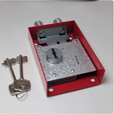Small safe lock combination