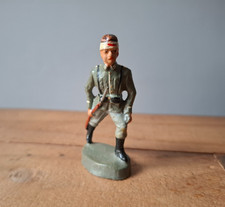   Elastolin/Lineol like type German Army Wounded Soldier marching on.