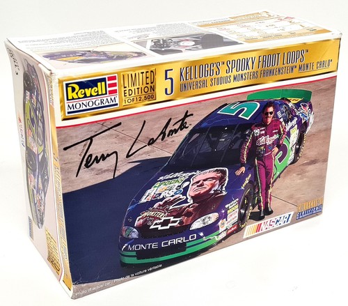 Revell chevy monte carlo - 1/24,
