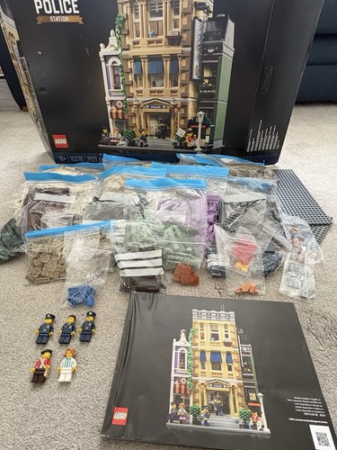 Lego icons police station - lego,