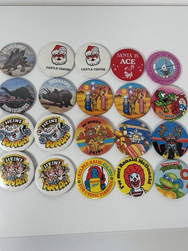 Vintage badges buttons pins - vintage,