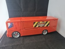 Incredible Crash Test Dummies Crash Road Show Bus 2003 16" Playset