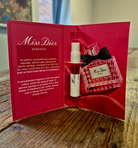 Miss dior essence parfum - essence,