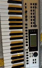 Korg I3 Portable Arranger Workstation Synth, 61-Key complete with cover
