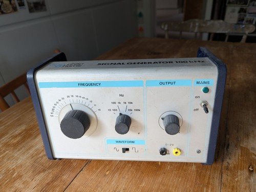 Philip harris 10 - 0-2v, 10-100khz
