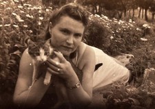 1950s Beautiful Young Girl