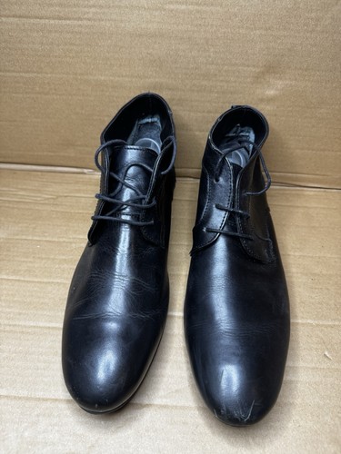 Black leather chukka boots - leather,
