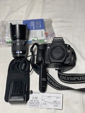 Olympus E-3 Camera Bundle