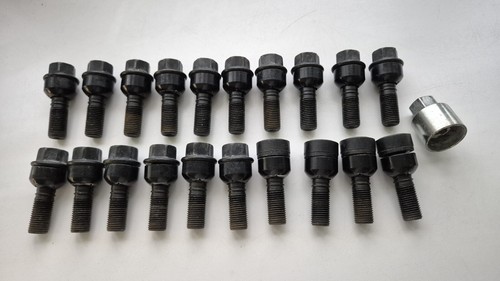 Porsche wheel nuts and - 16,