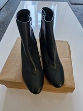 Jones Bootmaker Neptune Heeled