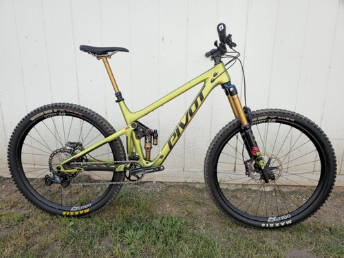 2023 pivot switchblade - pivot,