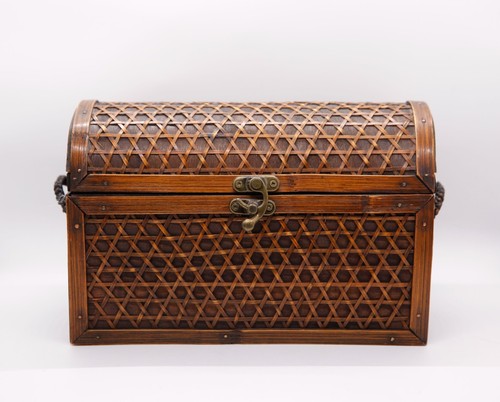 Vtg hand made hinged wood - hand,