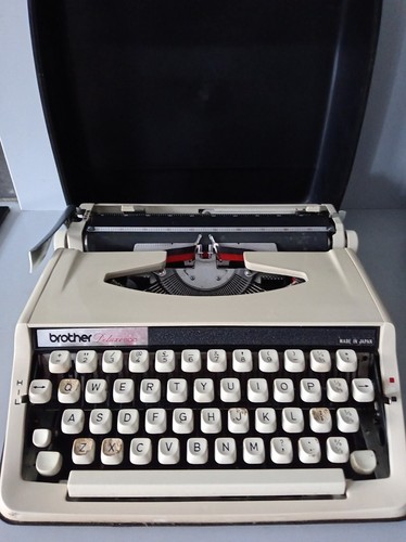 Vintage 1970s brother deluxe - vintage,