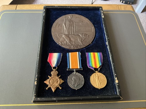 1915 trio memorial plaque - 1915,