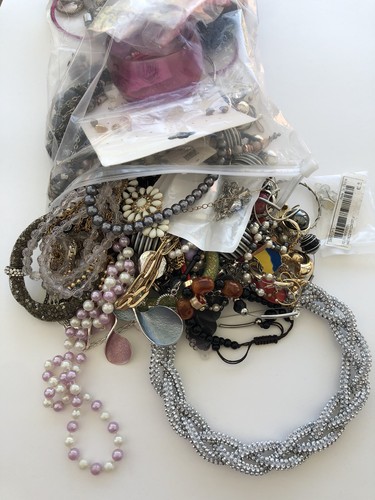3kg costume jewellery bundle - 1.3kg,