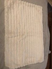 Cream Faux Fur Cushion Cover 16in X 24in - Damaged