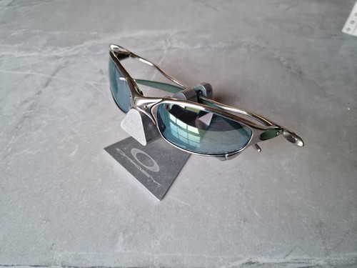 Rare oakley metal - x,