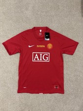 Retro Manchester United Shirt