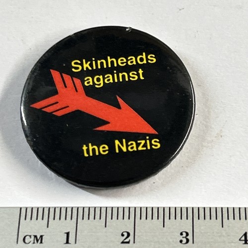 Vintage political pin badge - pin,