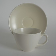 POOLE POTTERY MAGNOLIA GLAZE COFFEE DUOS CUP SAUCER 1950’S TWINTONE ESPRESSO A1