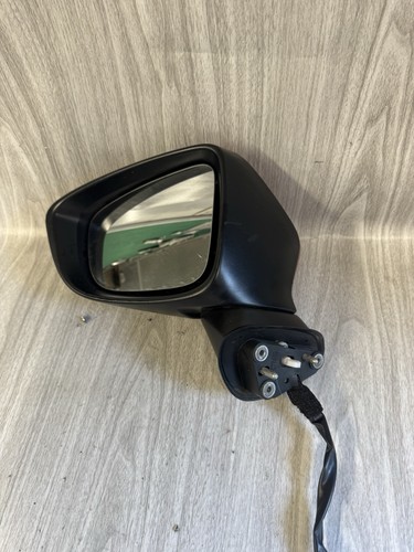 Mazda 2013 19 passenger - 6,