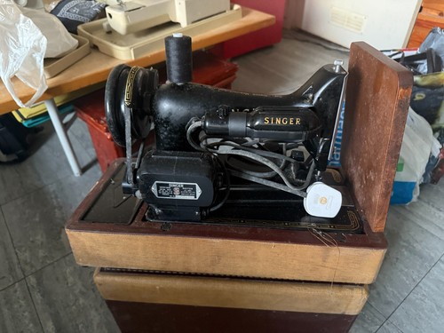 Vintage singer 99k electric - singer,