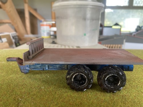Scale weatherd bale - 32,