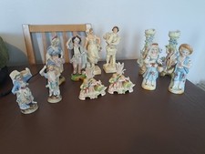 6 PAIRS OF CONTINENTAL PORCELAIN FIGURES