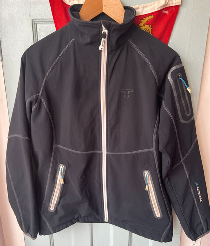 Tenson black softshell water - black,