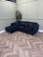 Navy Velvet - Left Hand Facing