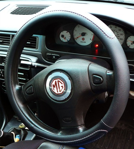 Black steering wheel - black,