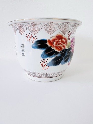 Vintage large chinese hand - large,