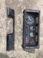 Land Rover Defender TDI dash
