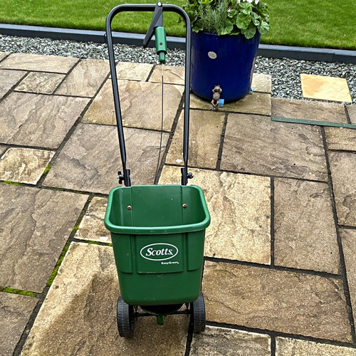 Scotts easygreen lawn - easygreen,