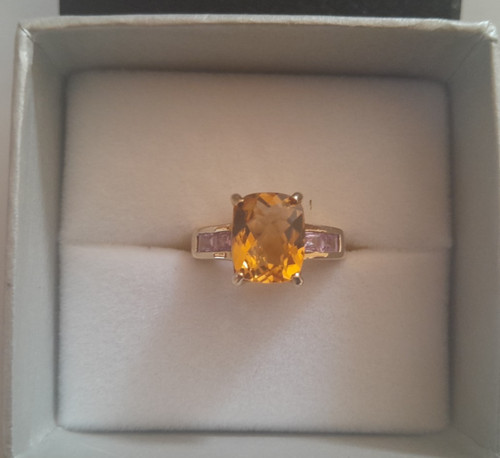 Citrine with pale pink