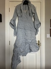 BNWT  Ian Stuart Ice Blue