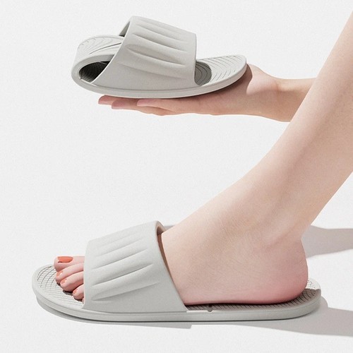 Foldable travel slippers - travel,