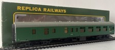 REPLICA RAILWAYS OO 12111 SUBURBAN COACH SK BR GREEN S25942 SOUTHERN SR BOXED
