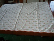 VINTAGE TABLECLOTH LAURA