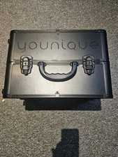 Beauty/make Up Box On Wheels With Pull Out Handle