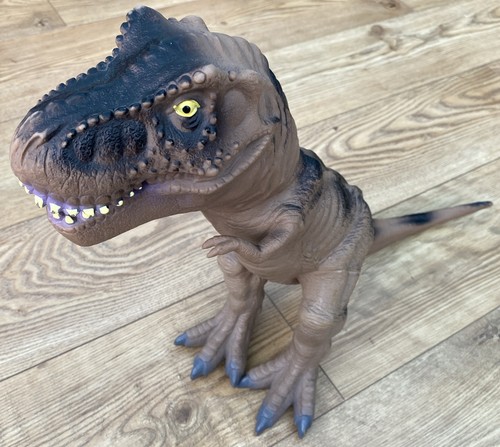 Large toy tyrannosaurus - large, r