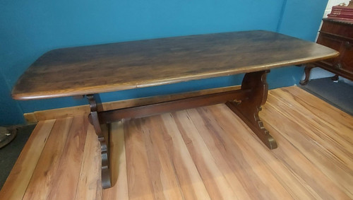 Vintage old colonial ercol - old,