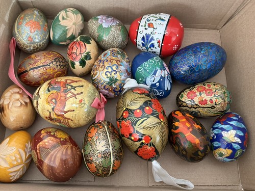Collection egg decorations - of,