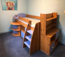 Stompa cabin bed with pull out
