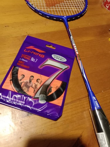 Yonex voltric lite - lite, 35i