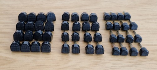 Pairs various sized u - of,