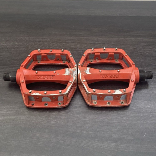 566 red flat platform - vp,